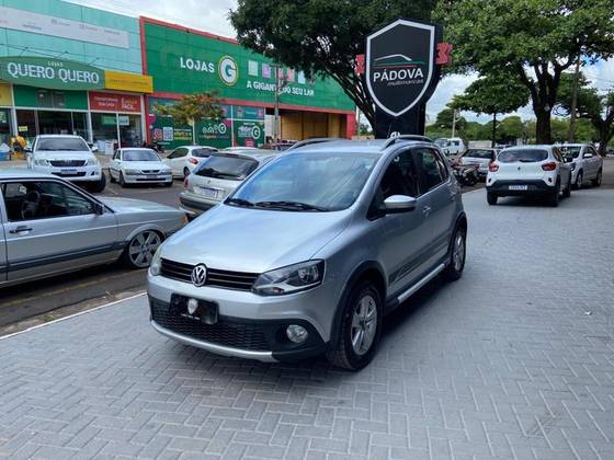 VOLKSWAGEN CROSSFOX 1.6 MI FLEX 8V 4P MANUAL